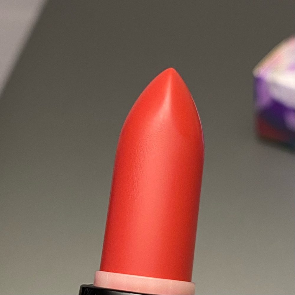 MAC “Tulip Service” Lipstick - Picture 4 of 6